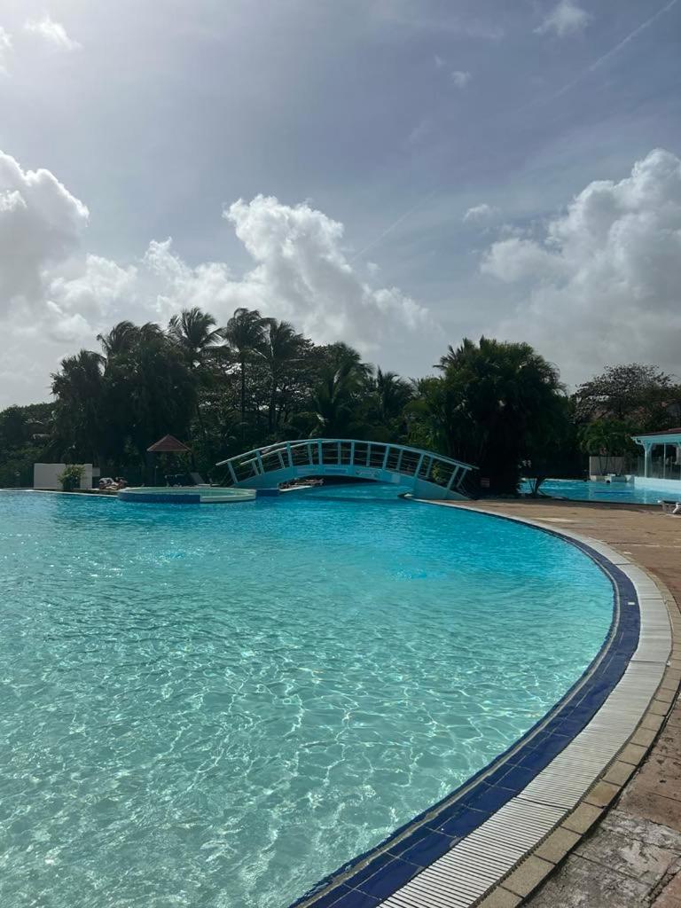 Appart T3 Village Vacances Sainte-Anne Courcelles Eksteriør bilde